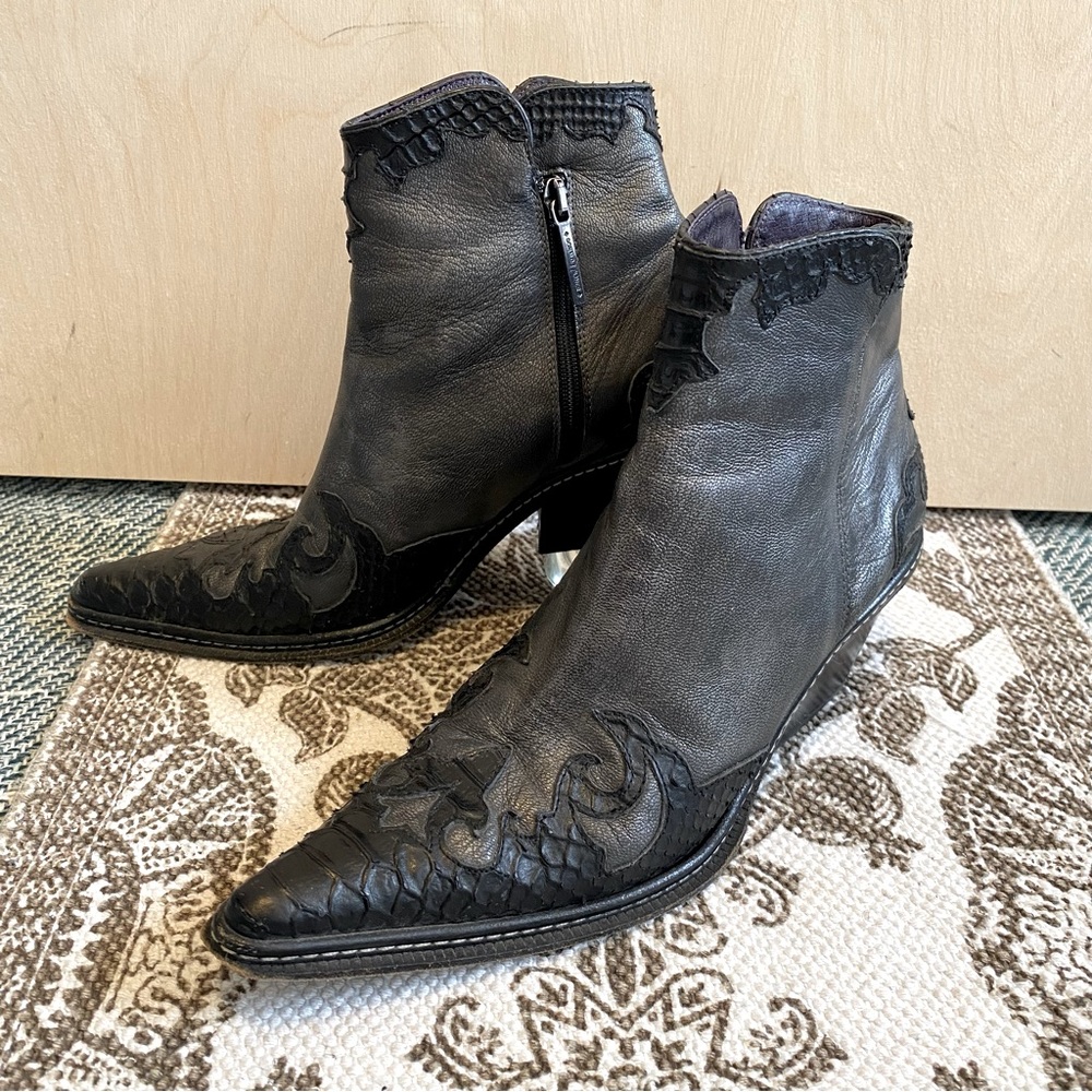 Donald J. Pliner Black Leather Western Booties Cowboy Boots Size 7.5 Boho